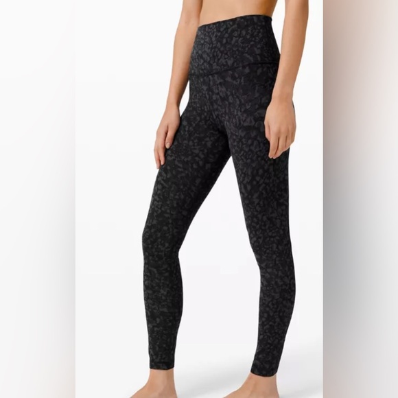 Lululemon Align SHR Pant tight camo size 6 - Picture 3 of 9